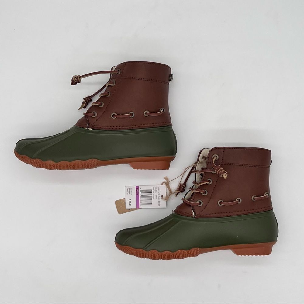 New in box! SEVEN7 Women’s Speyside Duck Boot Olive (various sizes) - Picture 3 of 10